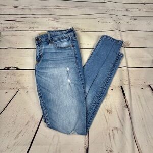 Hollister‎ Light Wash Ripped Jeans